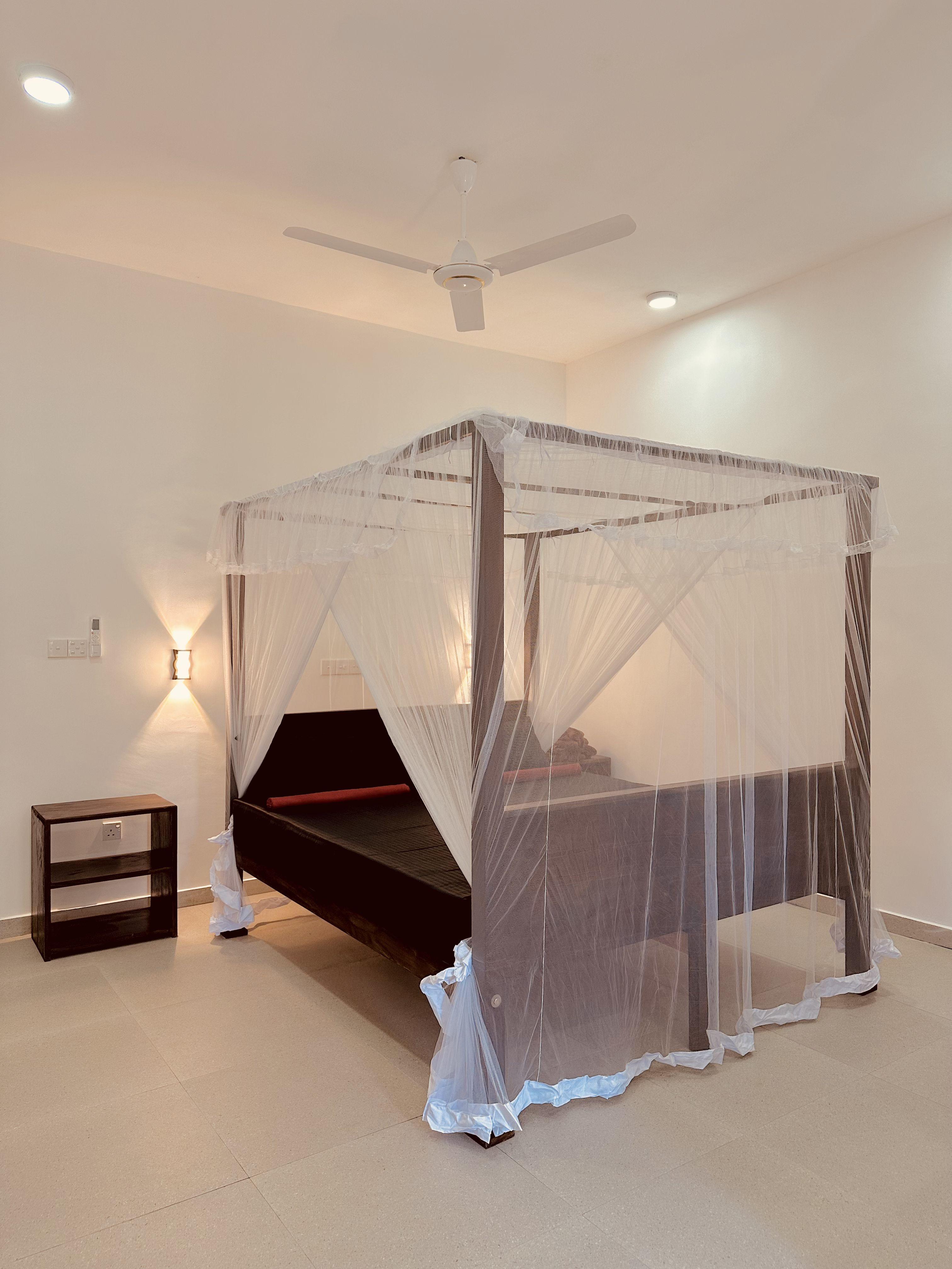 Large double room image 2